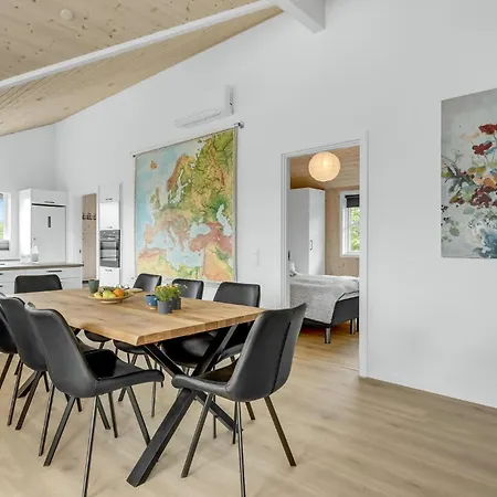 3 Bedroom Amazing In 펜션 *