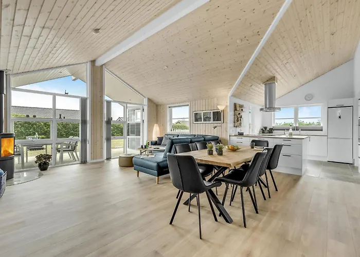 3 Bedroom Amazing In Dom wakacyjny