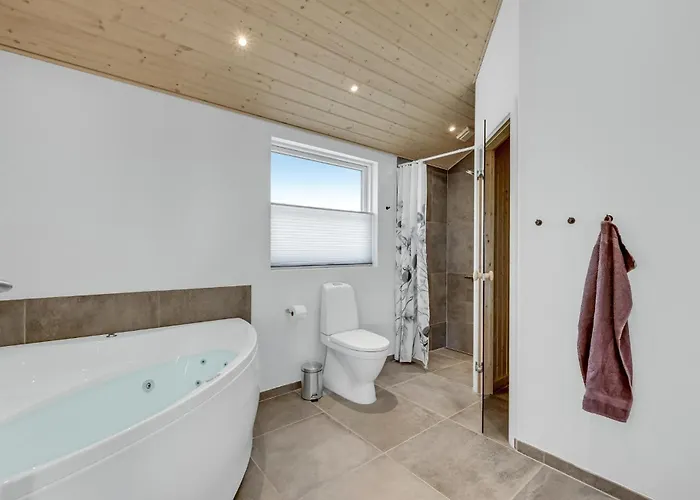 3 Bedroom Amazing In * Tarm