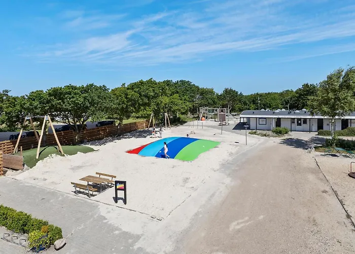 Dom wakacyjny 3 Bedroom Amazing In Tarm