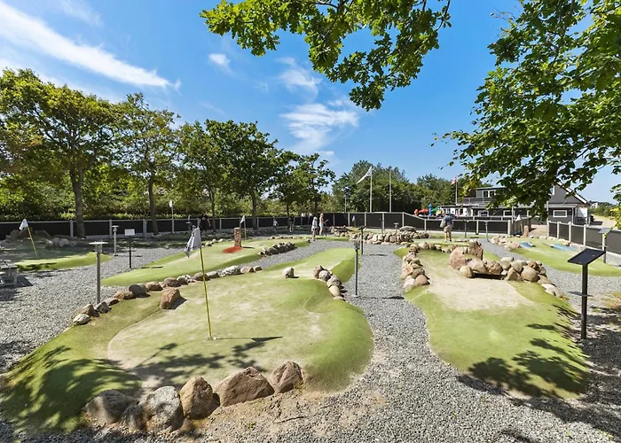 Dom wakacyjny 3 Bedroom Amazing In Tarm